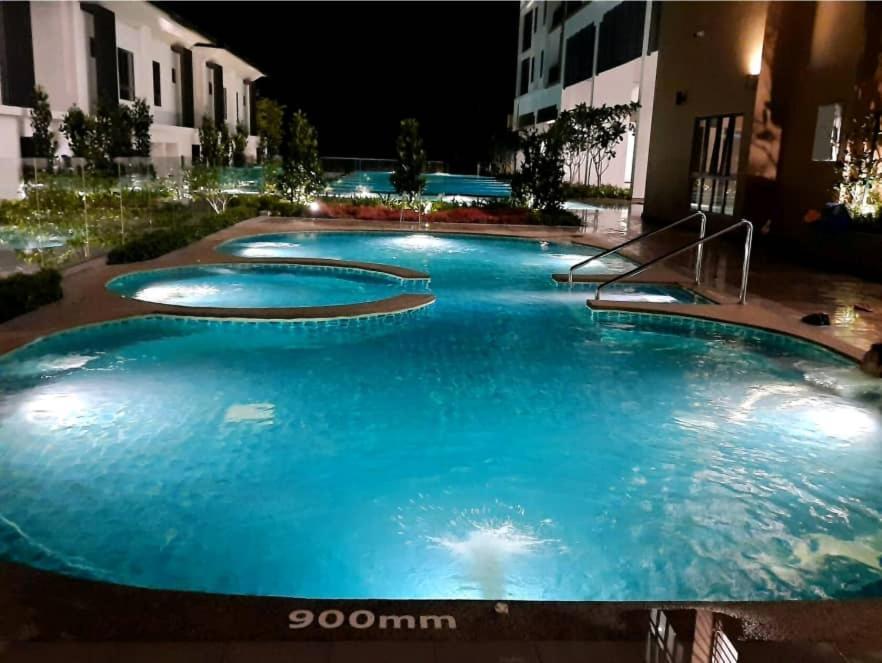 Hotspring 2 Room 1512 Suite Sunway Onsen With Theme Park View 4 Pax Tambun Dış mekan fotoğraf
